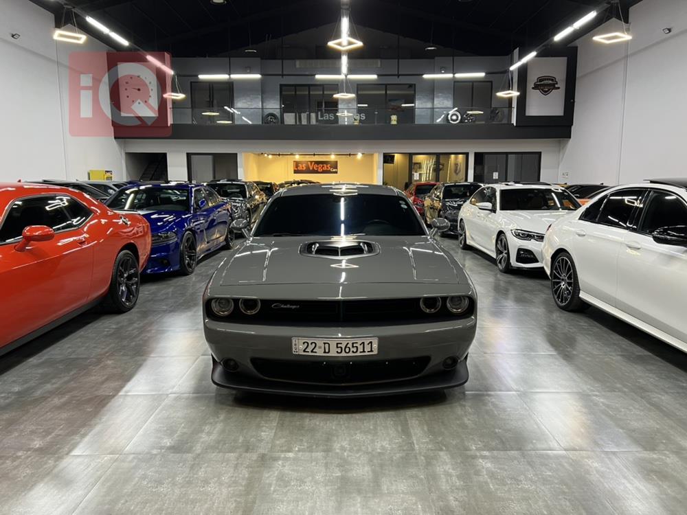 Dodge Challenger